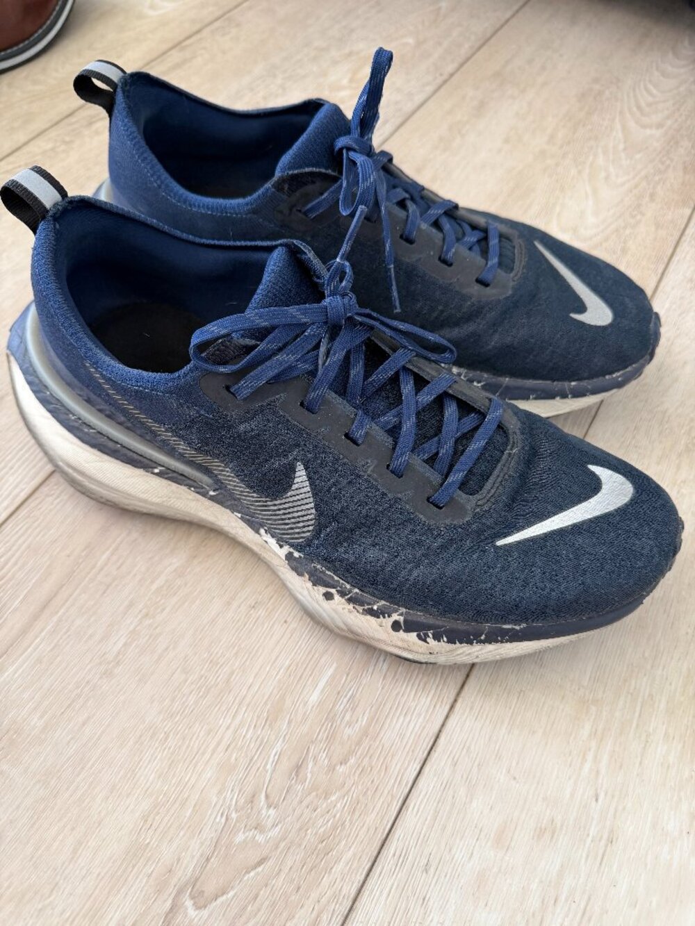 Nike Invincible Run 3 Men’s Running Shoes Size 11